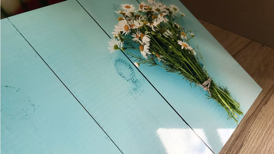 Nischenrückwand_Aluverbund_mit_glänzendem_Print